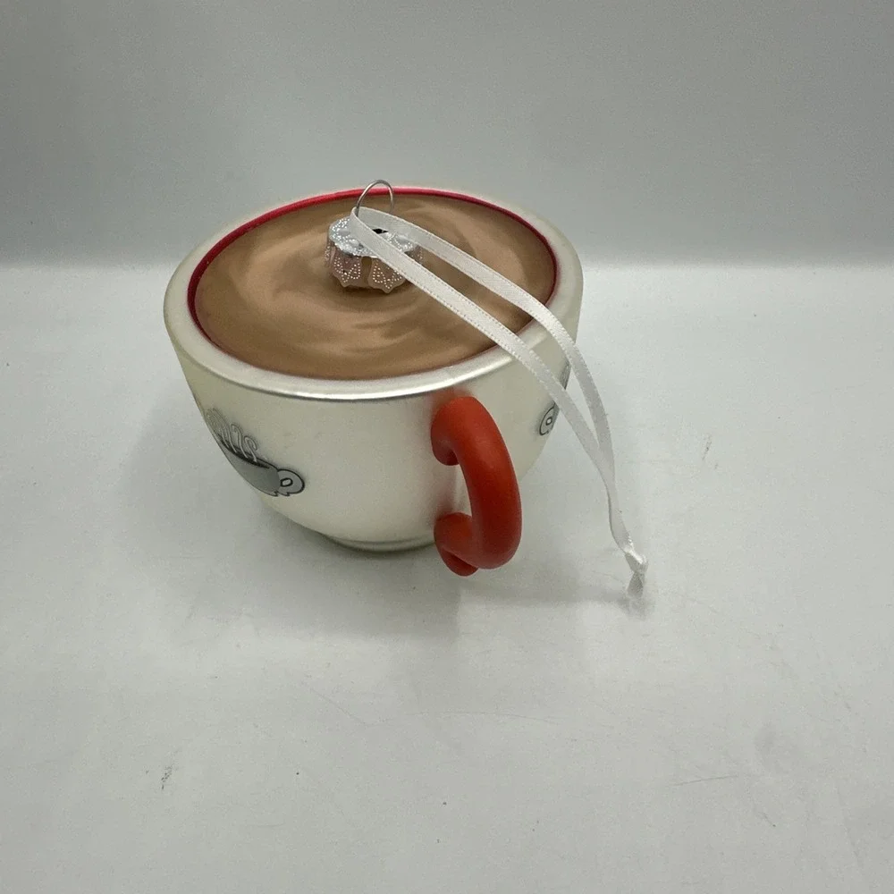 Hallmark Friends Central Perk Coffee Cup‎ Ceramic Holiday Christmas Ornament